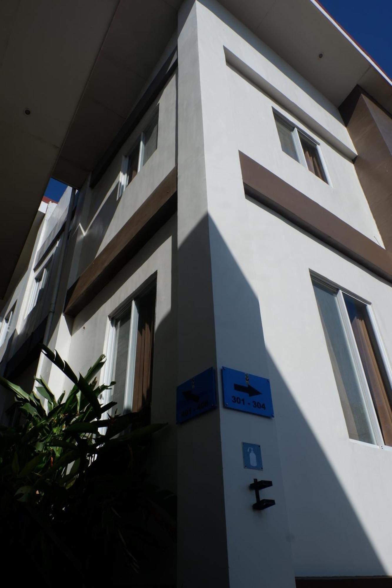 Vela Terraces 3*