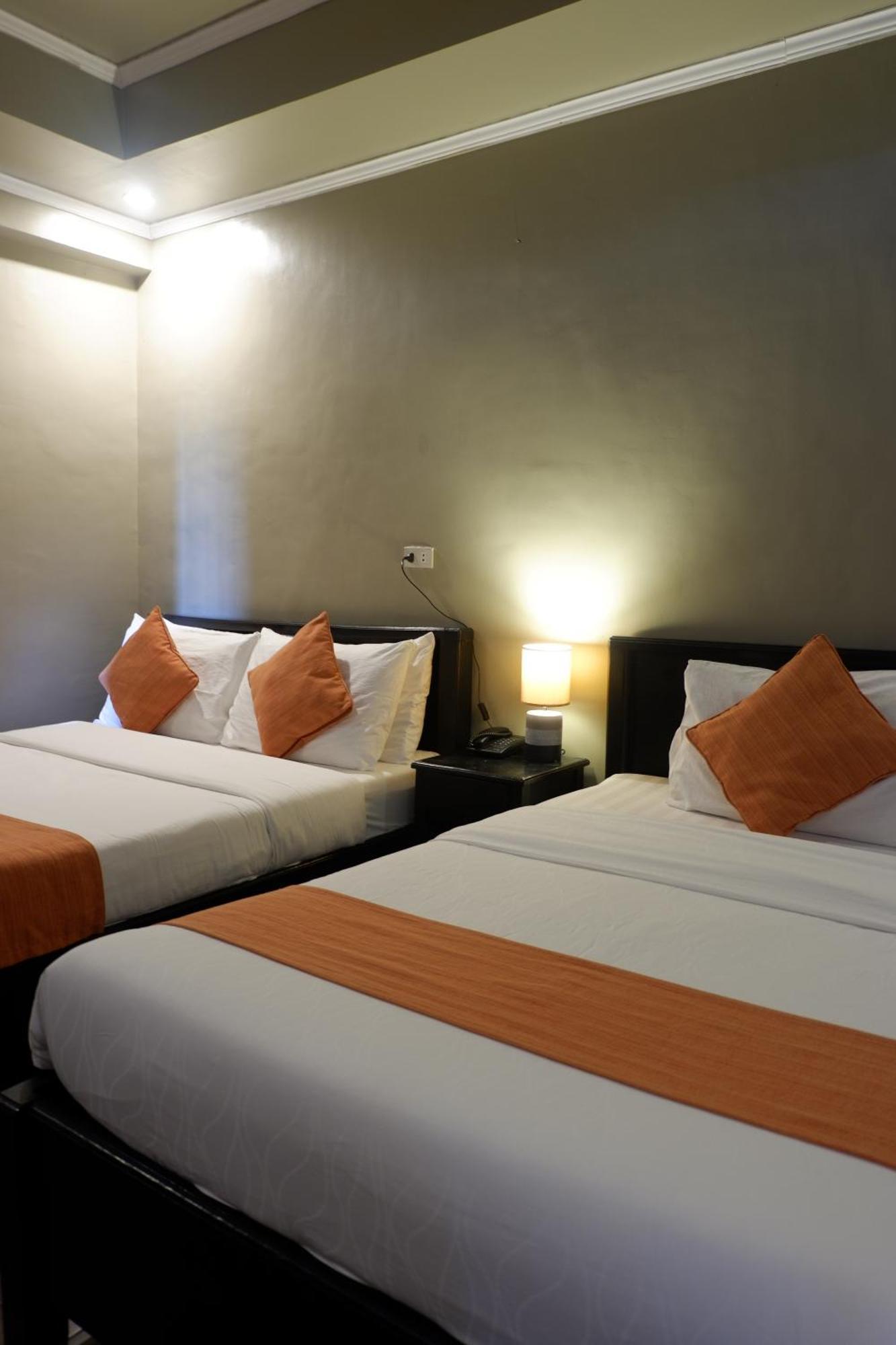 Vela Terraces Coron