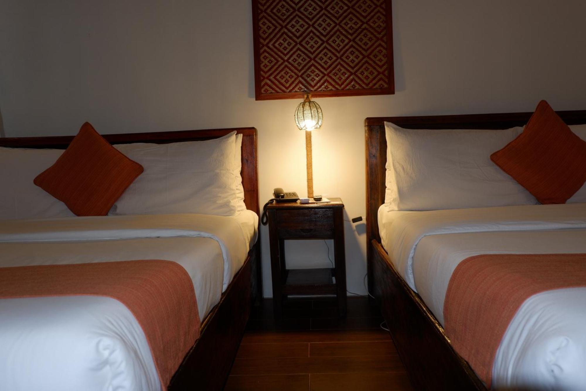 Vela Terraces 3* Coron